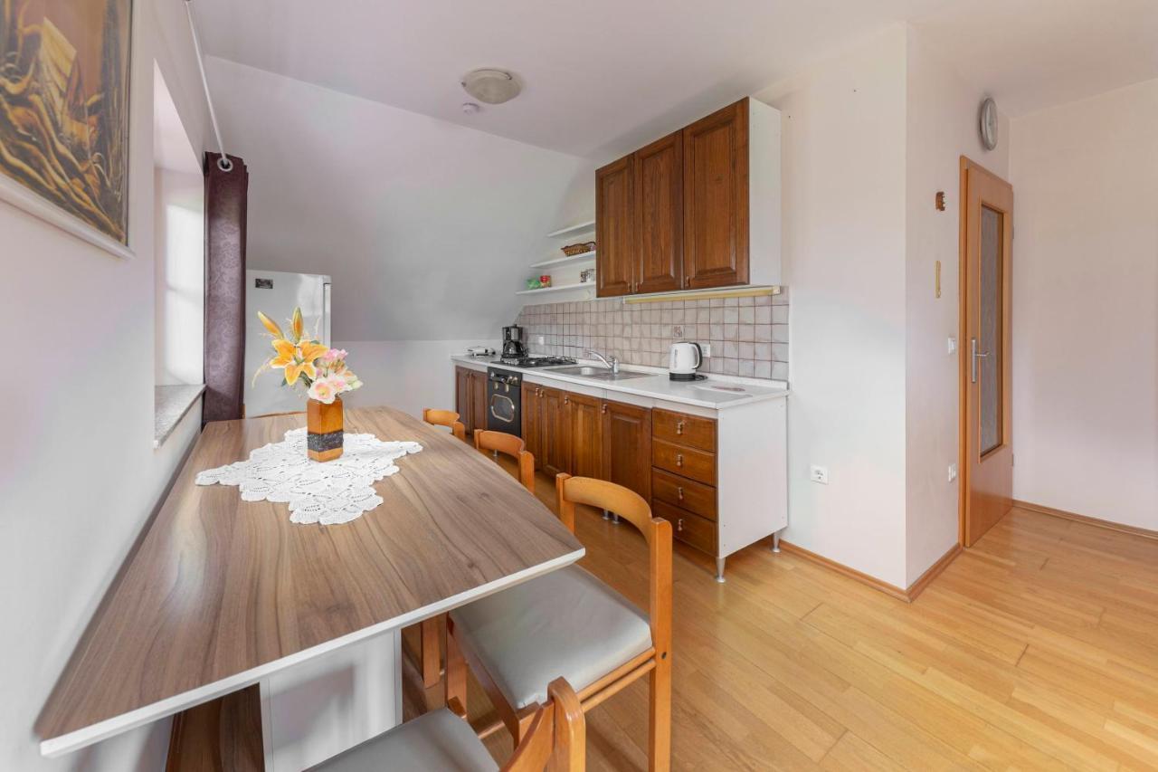 Apartma Metka Medvode Exteriör bild